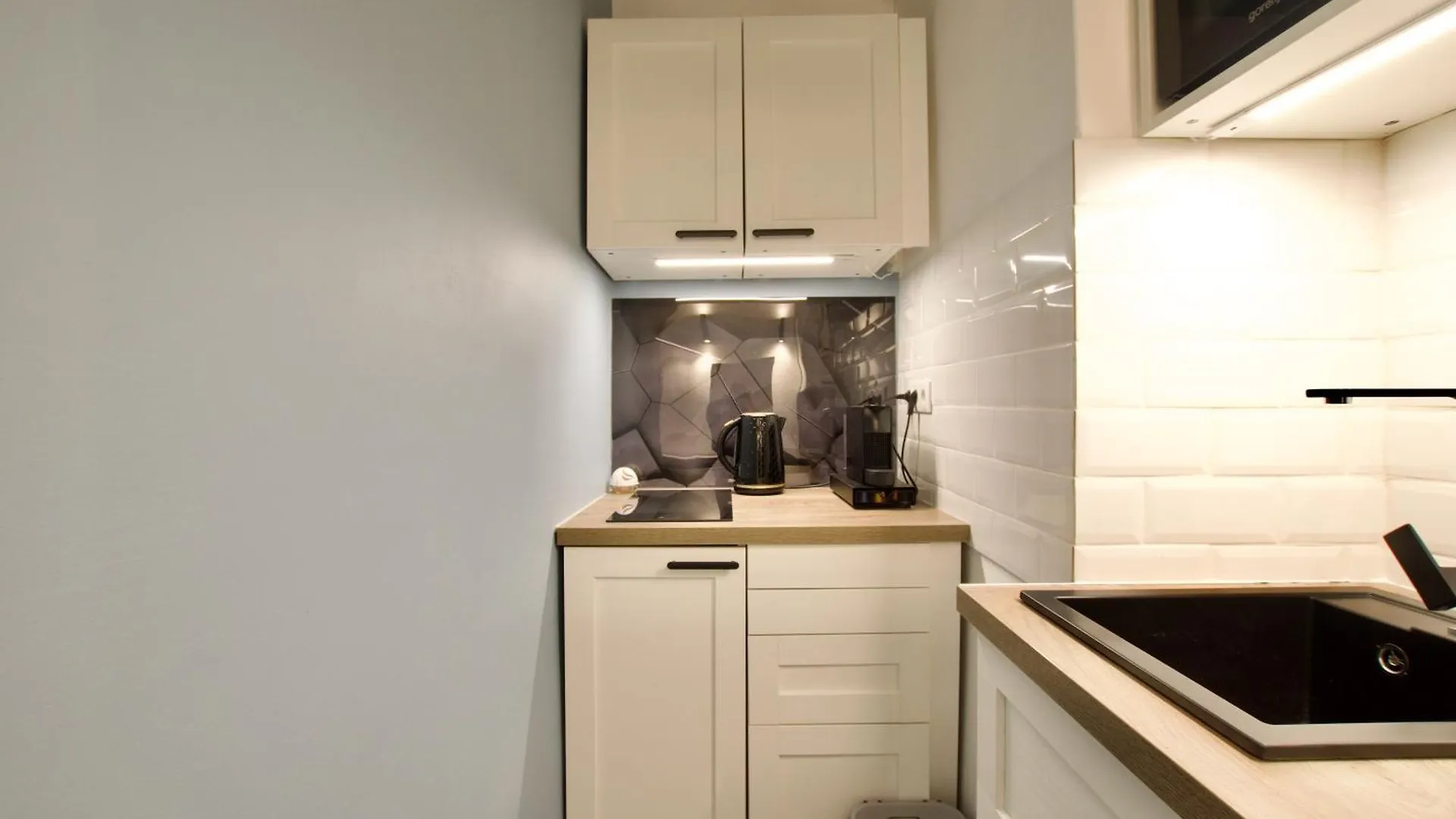 Standard Apartment By Hi5- Bacso Studio Budapest Ungarn